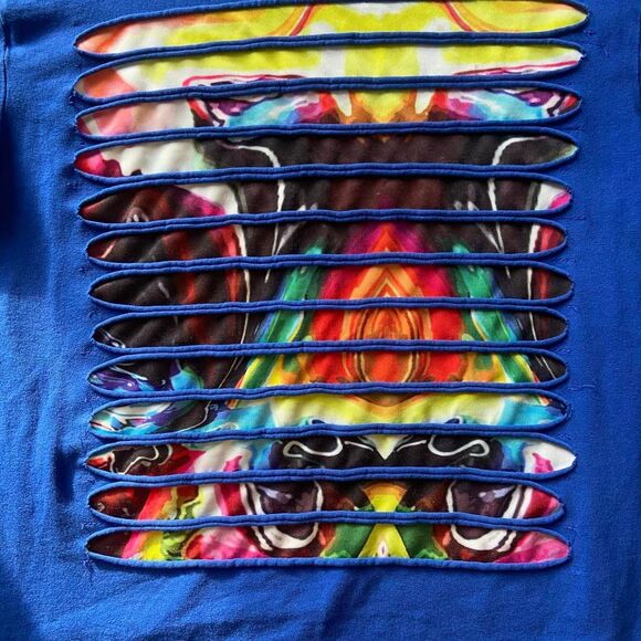 Switch Remarkable Tee - Picture 3 of 6